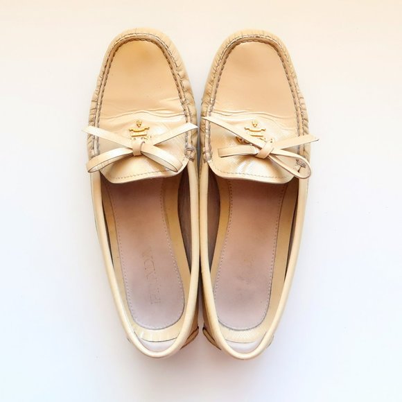 AUTHENTIC Prada Cream Leather Bow Detail Driving Loafers / Flat Slip On Shoes 7 - Picture 4 of 16